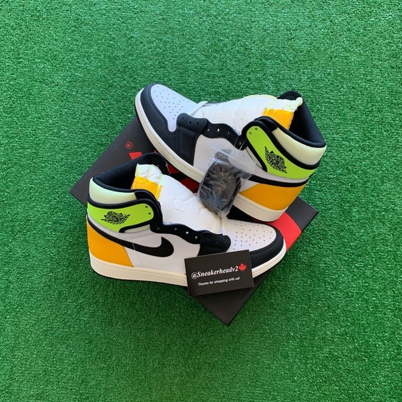 -Edm- 🔋*NEW* Air Jordan 1 High ‘Volt University Gold’ (Sz 10.5) - Picture 2 of 10